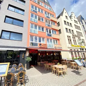 Drei Kronen Hotel
